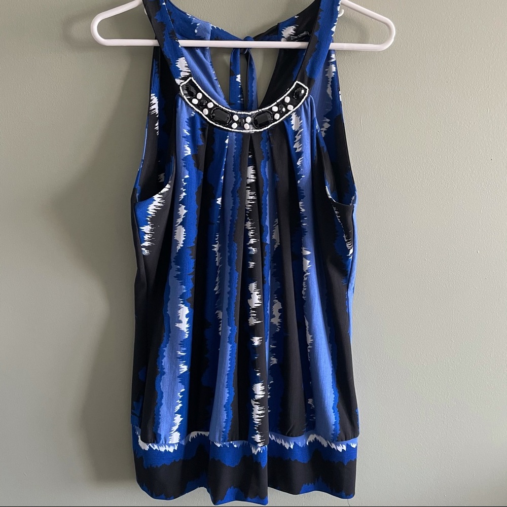 Le Chateau jeweled tank